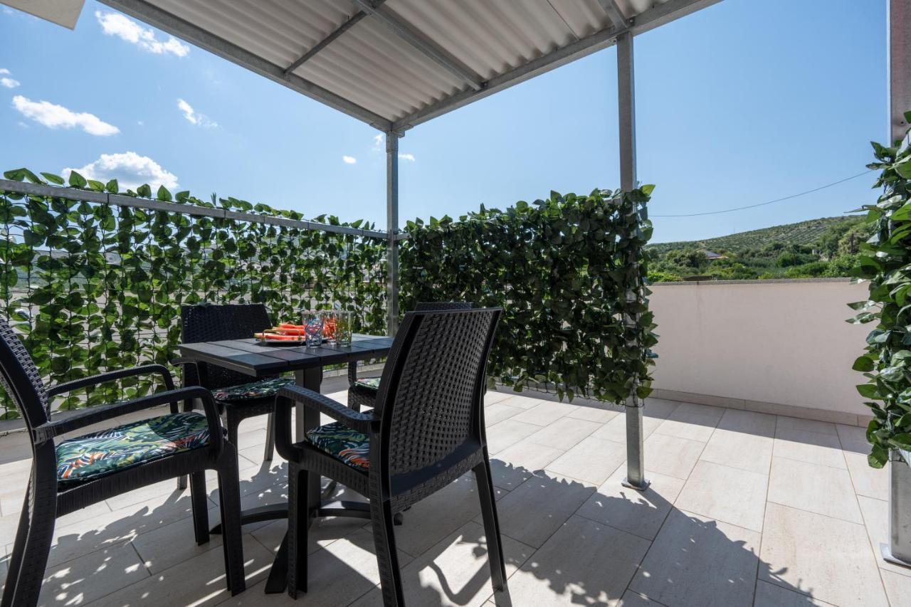 Apartmani Livaja Plano Екстериор снимка