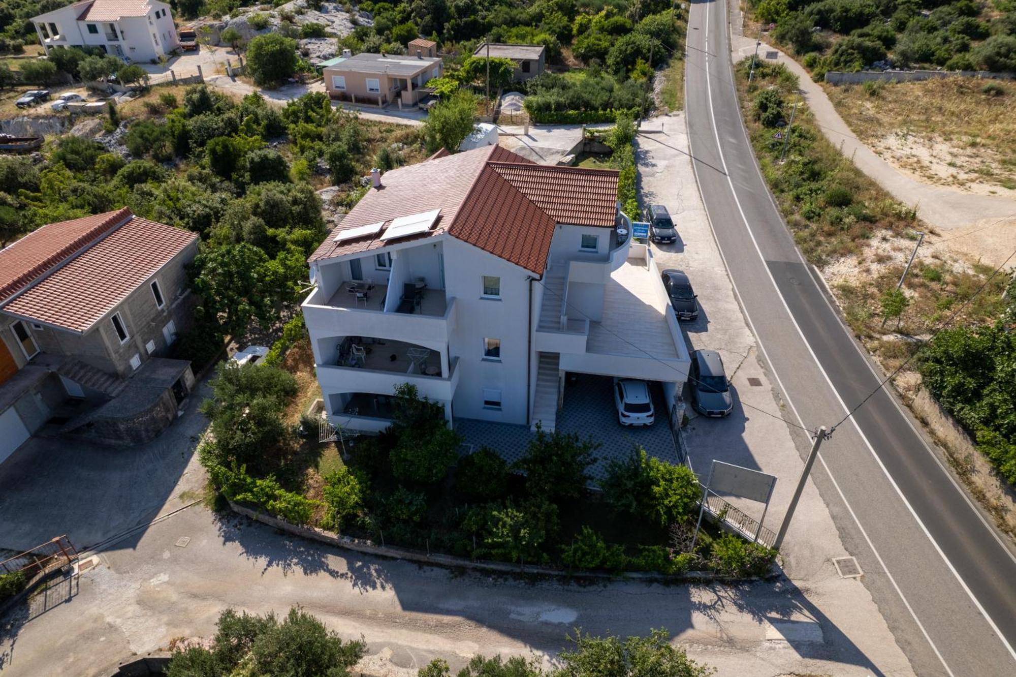 Apartmani Livaja Plano Екстериор снимка