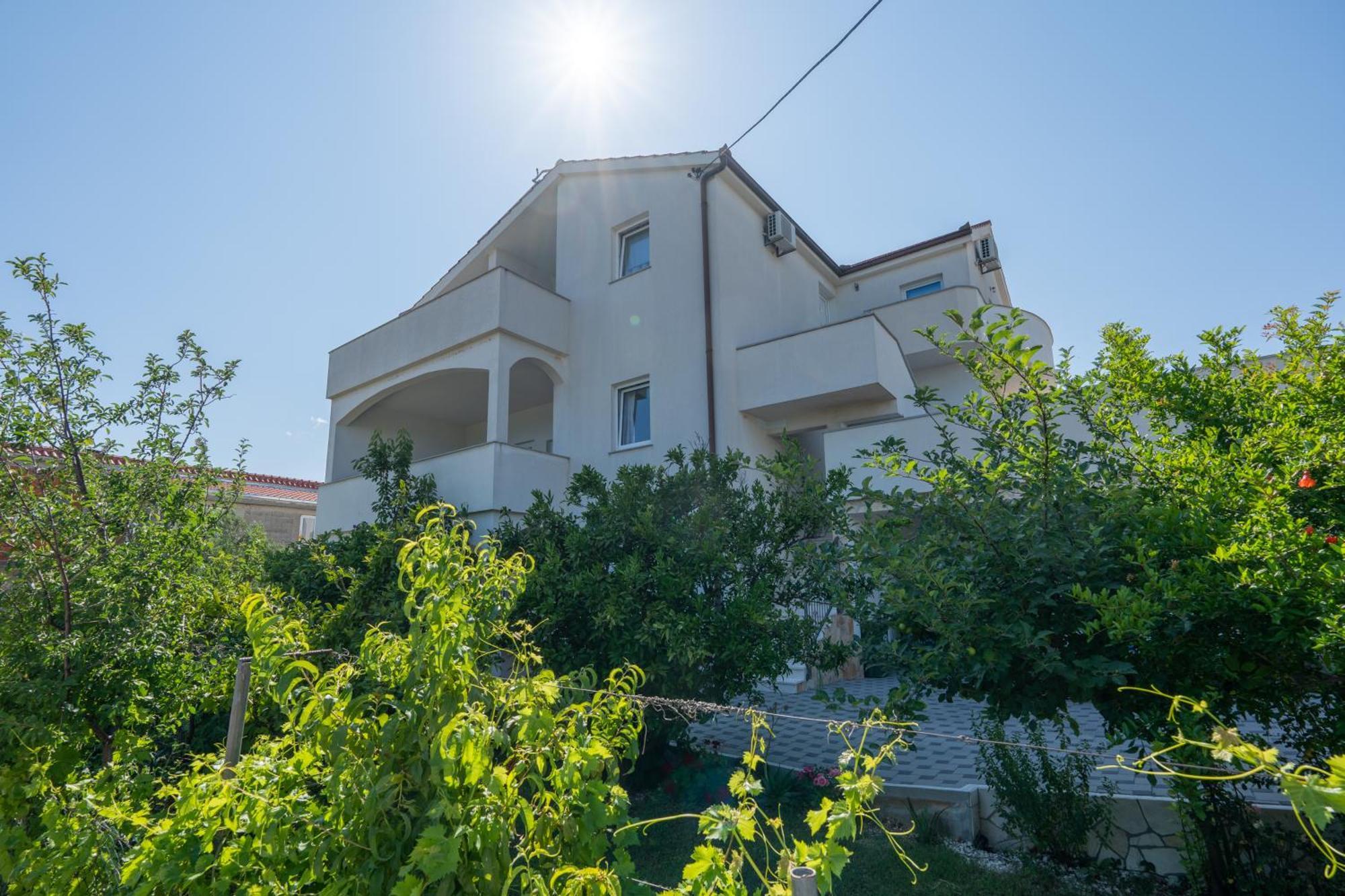 Apartmani Livaja Plano Екстериор снимка